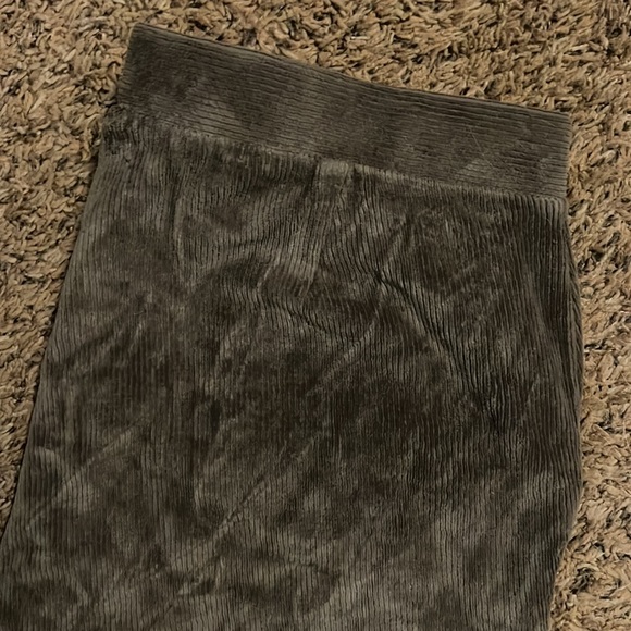 Lands end corduroy leggings  size large - Picture 3 of 3